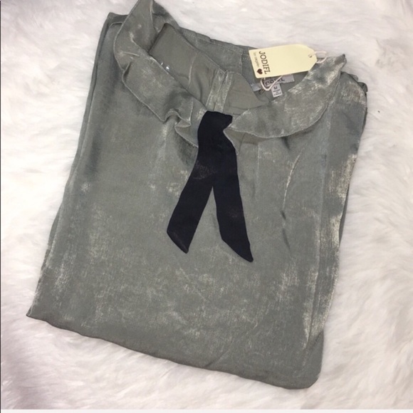 #159 (only LG) Sage Ruffled Blouse - Picture 6 of 7